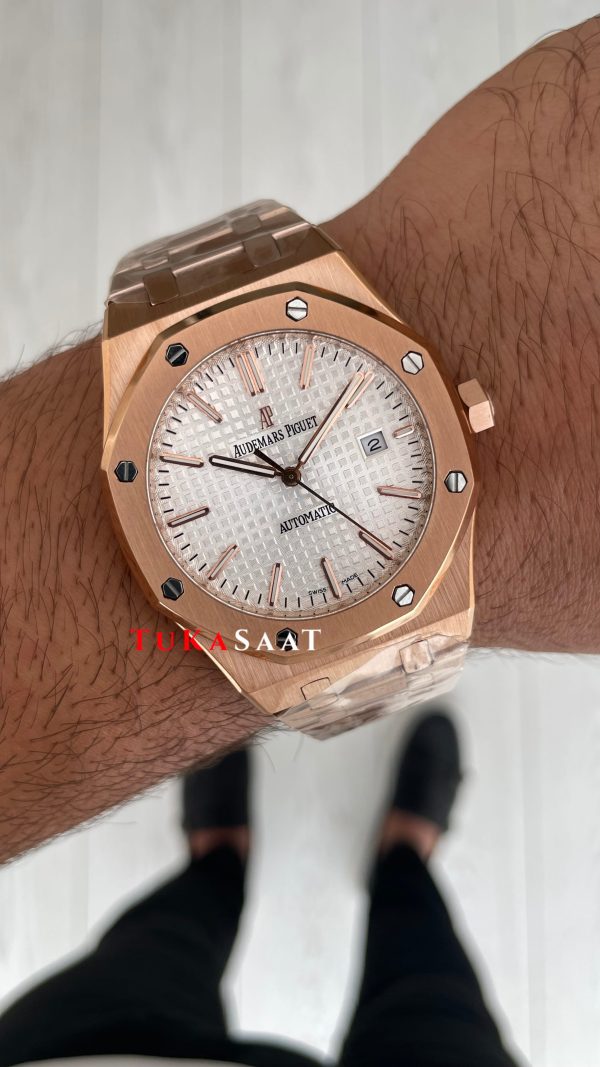 Audemars Piguet Royal Oak Beyaz Kadran 15400OR Rose Replika Saat