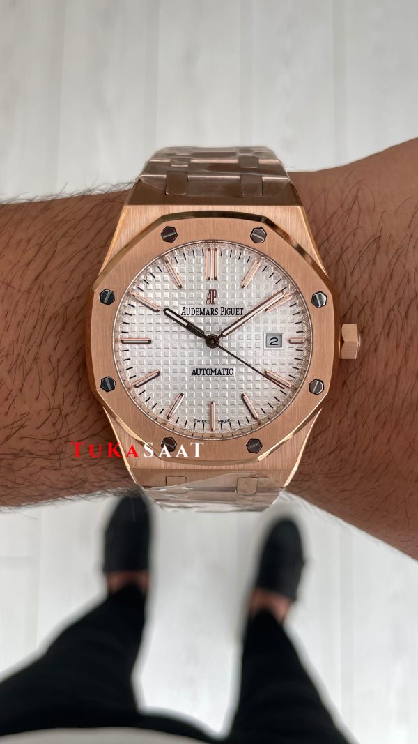 Audemars Piguet Royal Oak Beyaz Kadran 15400OR Rose Replika Saat
