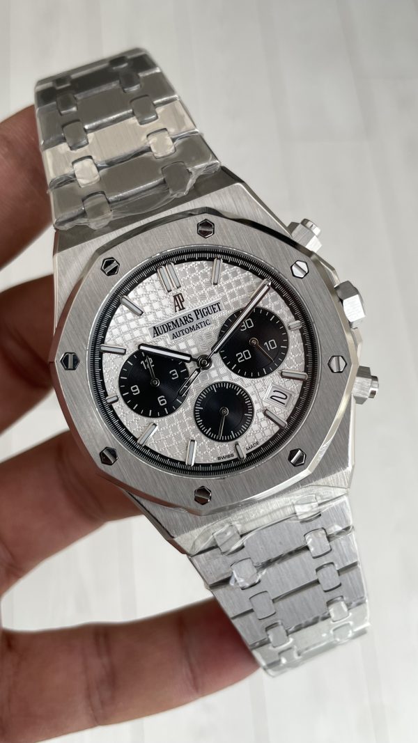 Audemars Piguet Royal Oak Chronograph 26331ST Panda Beyaz Kadran 41mm Silver Replika Saat