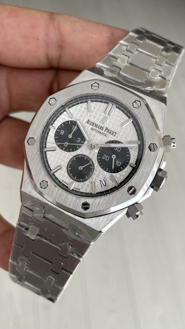 Audemars Piguet Royal Oak Chronograph 26331ST Panda Beyaz Kadran 41mm Silver Replika Saat