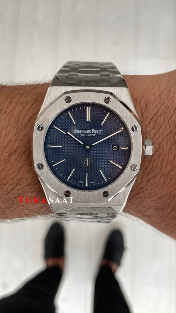 Audemars Piguet Royal Oak Jumbo Extra Thin Mavi Kadran 16202ST 50th Anniversary Replika Saat Audemars Piguet Royal Oak Jumbo Extra Thin Mavi Kadran 16202ST 50th Anniversary Replika Saat