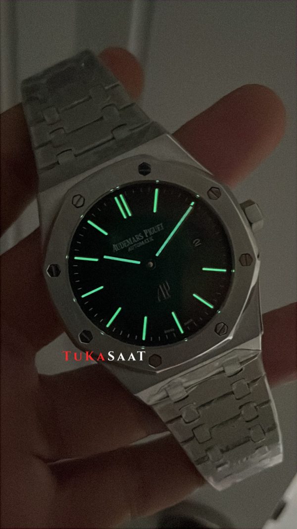 Audemars Piguet Royal Oak Jumbo Extra Thin Yeşil Kadran 16202PT 50th Anniversary Replika Saat Audemars Piguet Royal Oak Jumbo Extra Thin Yeşil Kadran 16202PT 50th Anniversary Replika Saat