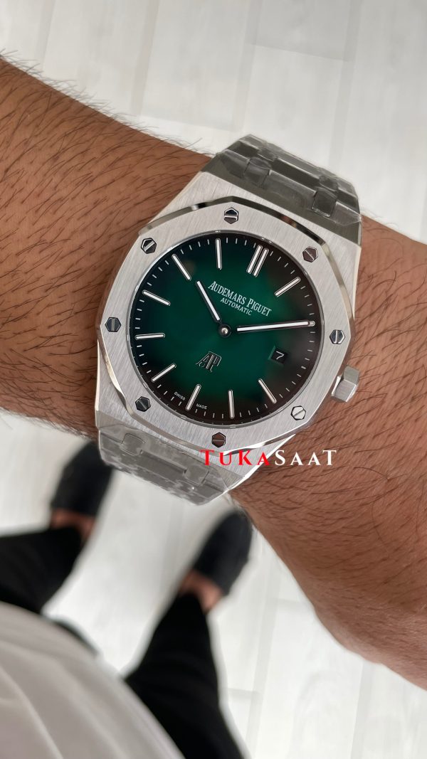 Audemars Piguet Royal Oak Jumbo Extra Thin Yeşil Kadran 16202PT 50th Anniversary Replika Saat Audemars Piguet Royal Oak Jumbo Extra Thin Yeşil Kadran 16202PT 50th Anniversary Replika Saat