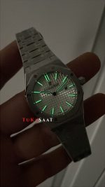 Audemars Piguet Royal Oak Lady Beyaz Kadran 67650ST Silver 33mm Kadın Replika Saat