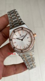 Audemars Piguet Royal Oak Lady Diamond Beyaz Kadran 67651SR Silver Rose 33mm Kadın Replika Saat
