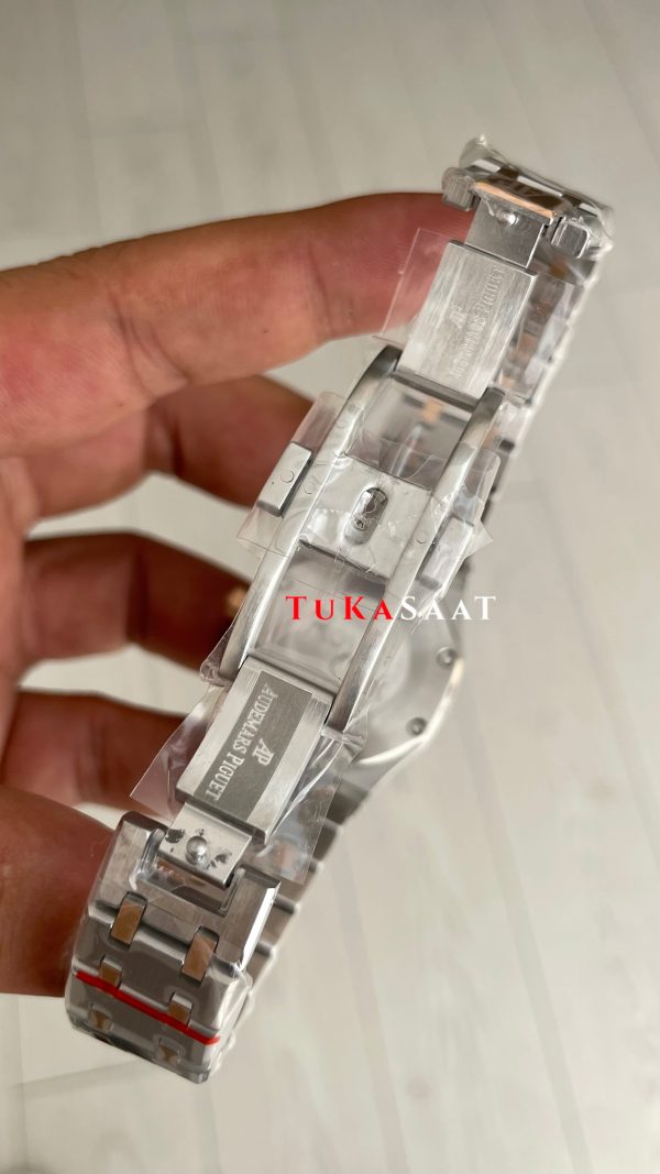 Audemars Piguet Royal Oak Lady Diamond Beyaz Kadran 67651SR Silver Rose 33mm Kadın Replika Saat Audemars Piguet Royal Oak Lady Diamond Beyaz Kadran 67651SR Silver Rose 33mm Kadın Replika Saat