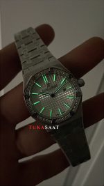 Audemars Piguet Royal Oak Lady Diamond Beyaz Kadran 67651ST Silver 33mm Kadın Replika Saat