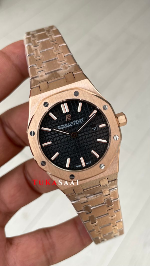 Audemars Piguet Royal Oak Lady Siyah Kadran 67650OR Rose 33mm Kadın Replika Saat Audemars Piguet Royal Oak Lady Siyah Kadran 67650OR Rose 33mm Kadın Replika Saat