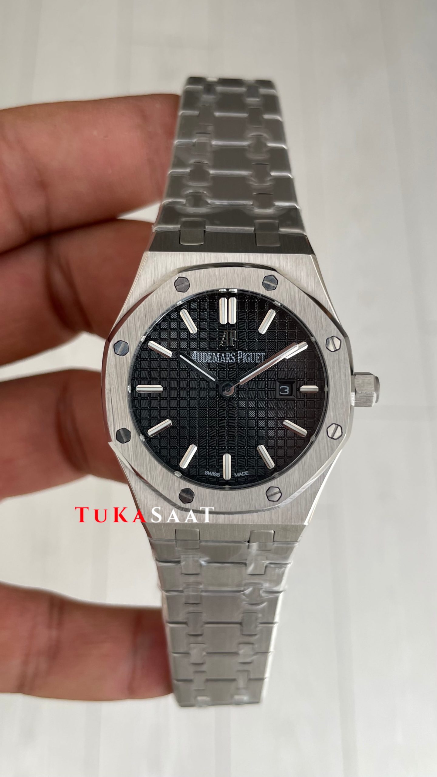 Audemars Piguet Royal Oak Lady Siyah Kadran 67650ST Silver 33mm Kadın Replika Saat Audemars Piguet Royal Oak Lady Siyah Kadran 67650ST Silver 33mm Kadın Replika Saat