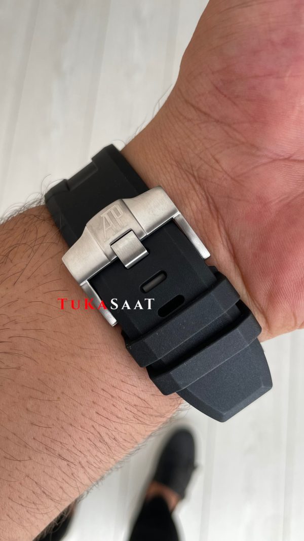 Audemars Piguet Royal Oak Offshore Diver 15720CN Siyah Kadran 42 mm Replika Saat Audemars Piguet Royal Oak Offshore Diver 15720CN Siyah Kadran 42 mm Replika Saat