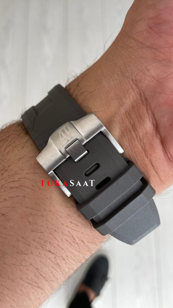 Audemars Piguet Royal Oak Offshore Diver Gri Kadran 15720ST Silver 42mm Replika Saat Audemars Piguet Royal Oak Offshore Diver Gri Kadran 15720ST Silver 42mm Replika Saat