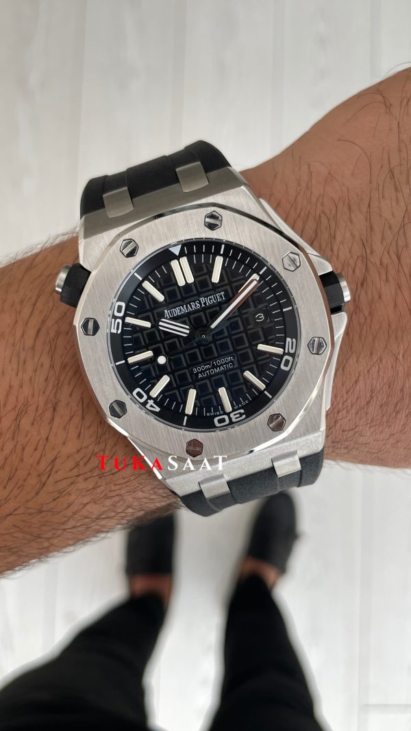 Audemars Piguet Royal Oak Offshore Diver Siyah Kadran 15710ST Silver 42 mm Replika Saat Audemars Piguet Royal Oak Offshore Diver Siyah Kadran 15710ST Silver 42 mm Replika Saat