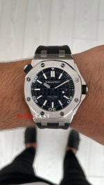 Audemars Piguet Royal Oak Offshore Diver Siyah Kadran 15710ST Silver 42 mm Replika Saat