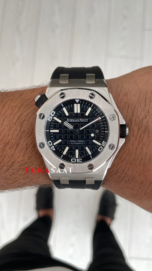 Audemars Piguet Royal Oak Offshore Diver Siyah Kadran 15710ST Silver 42 mm Replika Saat Audemars Piguet Royal Oak Offshore Diver Siyah Kadran 15710ST Silver 42 mm Replika Saat