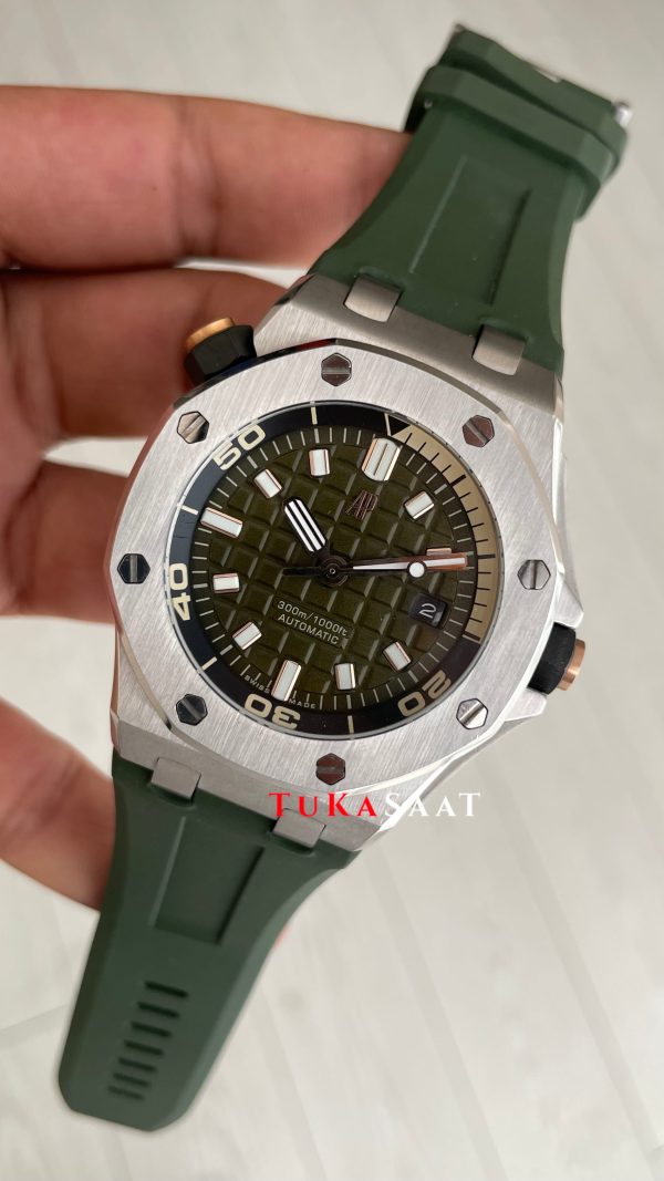 Audemars Piguet Royal Oak Offshore Diver Yeşil Kadran 15720ST Khaki Green Silver 42mm Replika Saat Audemars Piguet Royal Oak Offshore Diver Yeşil Kadran 15720ST Khaki Green Silver 42mm Replika Saat