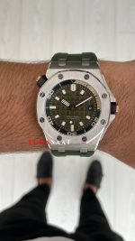 Audemars Piguet Royal Oak Offshore Diver Yeşil Kadran 15720ST Khaki Green Silver 42mm Replika Saat
