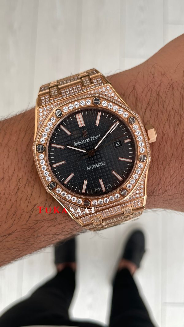 Audemars Piguet Royal Oak Siyah Kadran 15400OR Diamond Rose Replika Saat Audemars Piguet Royal Oak Siyah Kadran 15400OR Diamond Rose Replika Saat