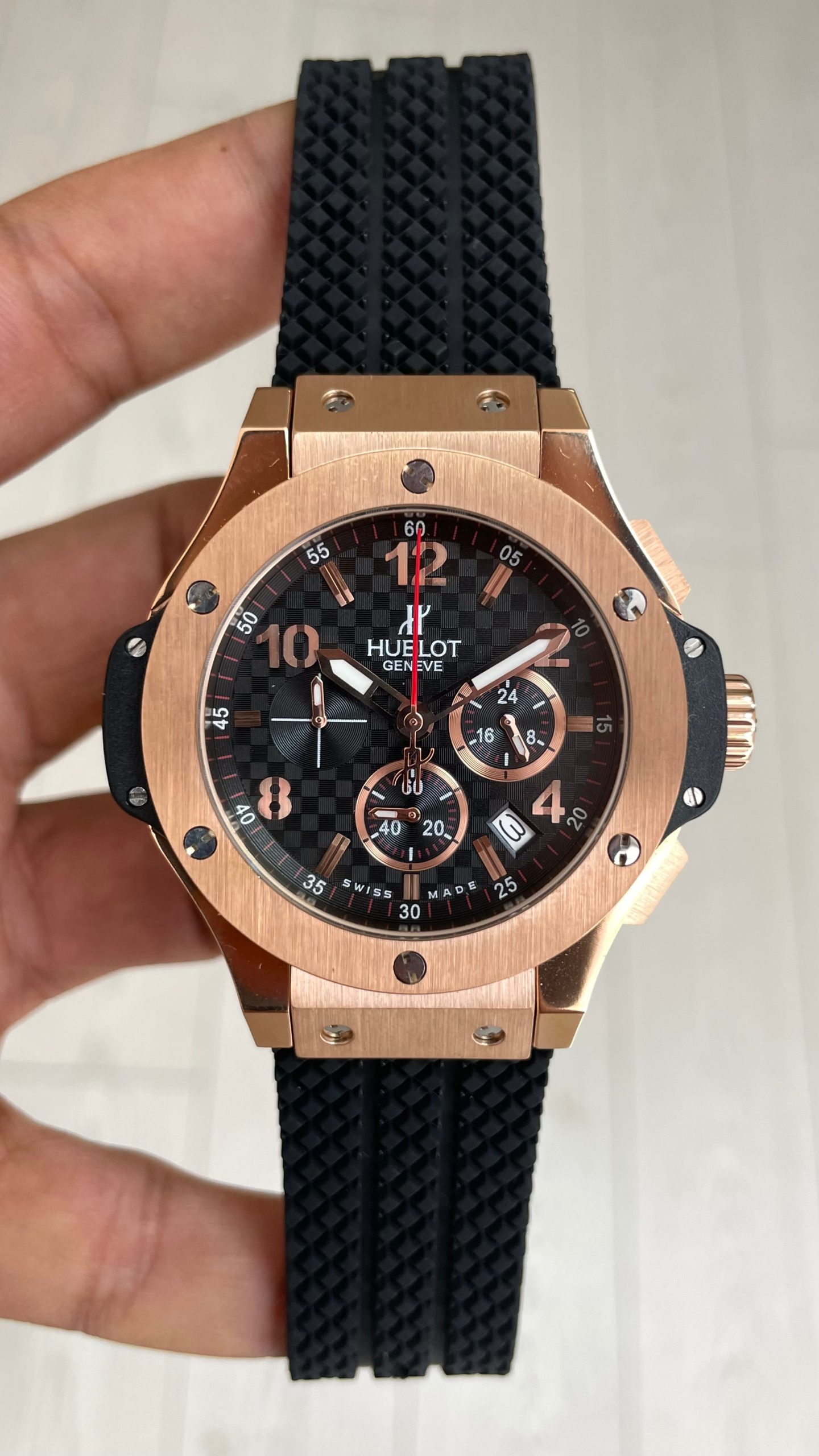 Hublot Big Bang 44mm Rose Replika Saat Hublot Big Bang 44mm Rose Replika Saat
