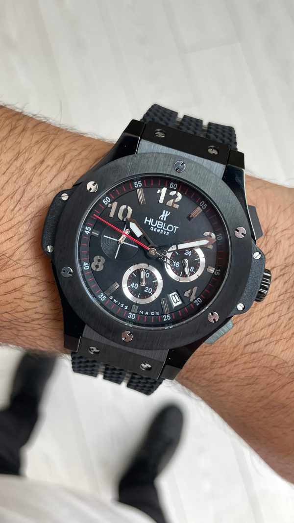 Hublot Big Bang Black Magic 44mm Replika Saat Hublot Big Bang Black Magic 44mm Replika Saat
