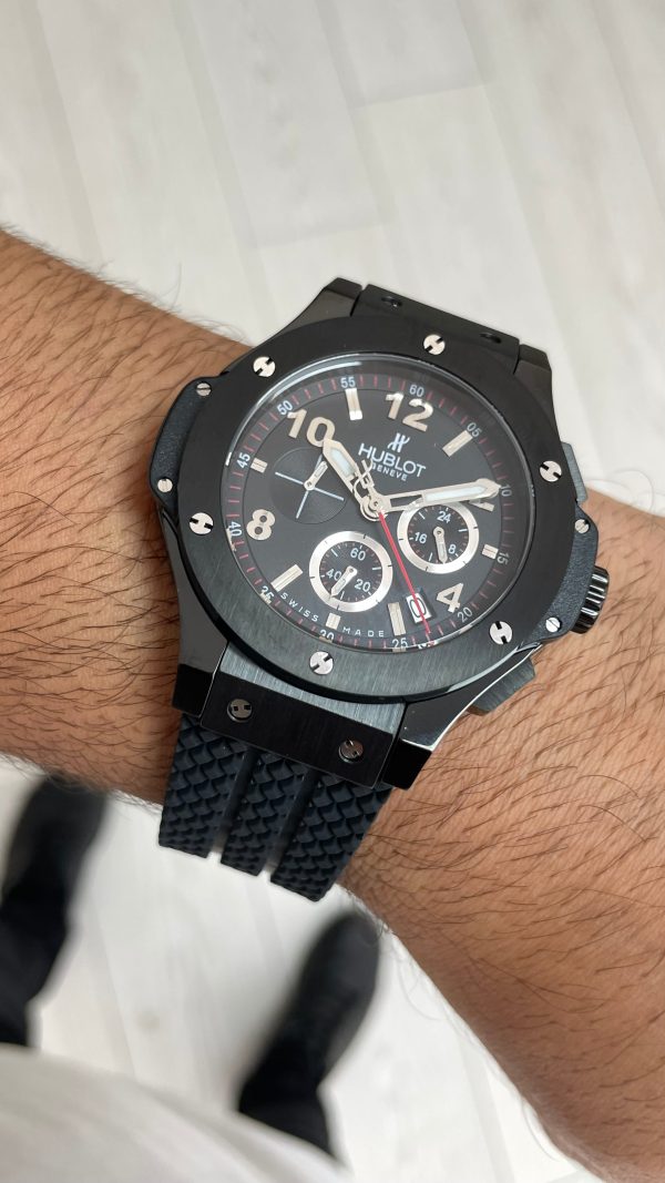 Hublot Big Bang Black Magic 44mm Replika Saat Hublot Big Bang Black Magic 44mm Replika Saat