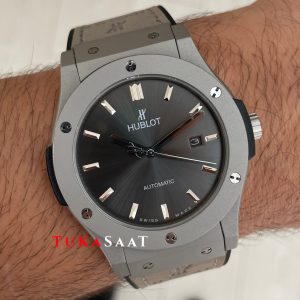 Hublot Classic Fusion Grey 42mm Replika Saat