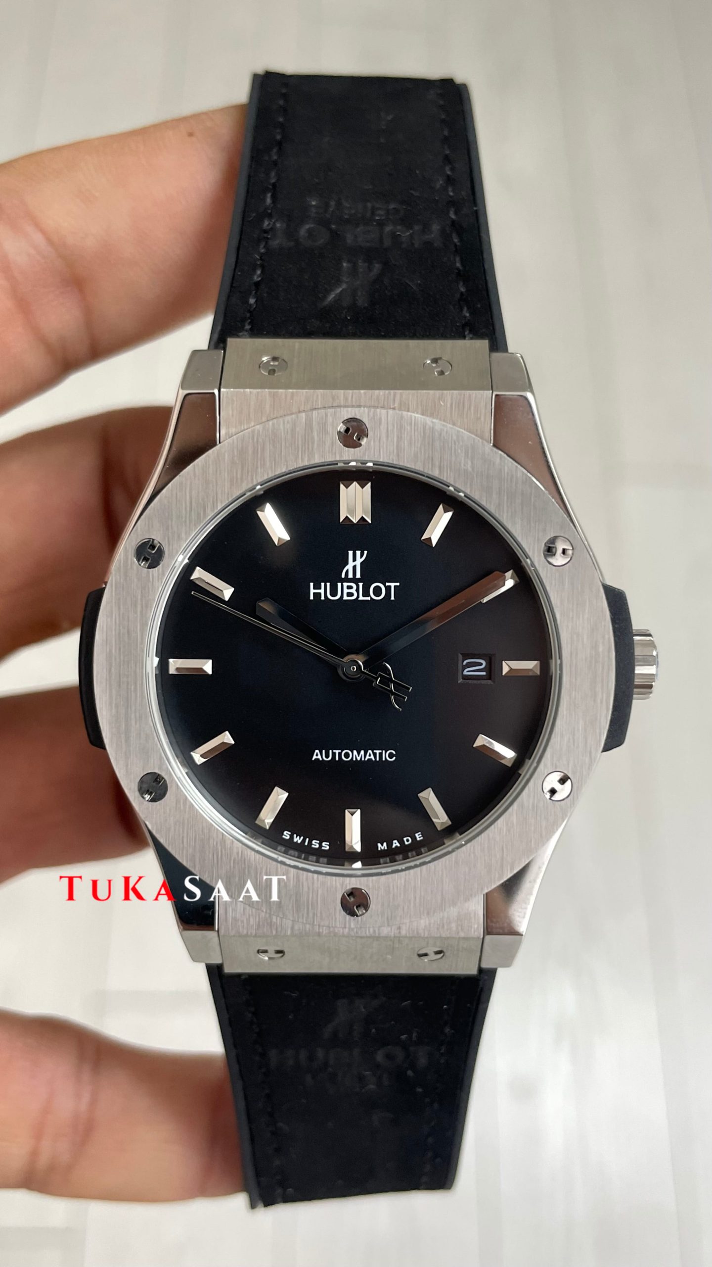 Hublot Classic Fusion Siyah Kadran 42mm Silver Replika Saat Hublot Classic Fusion Siyah Kadran 42mm Silver Replika Saat