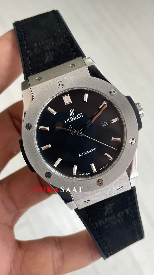 Hublot Classic Fusion Siyah Kadran 42mm Silver Replika Saat Hublot Classic Fusion Siyah Kadran 42mm Silver Replika Saat