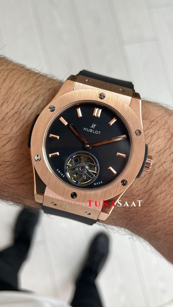 Hublot Classic Fusion Tourbillon Siyah Kadran 42mm Rose Replika Saat Hublot Classic Fusion Tourbillon Siyah Kadran 42mm Rose Replika Saat