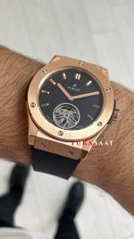 Hublot Classic Fusion Tourbillon Siyah Kadran 42mm Rose Replika Saat