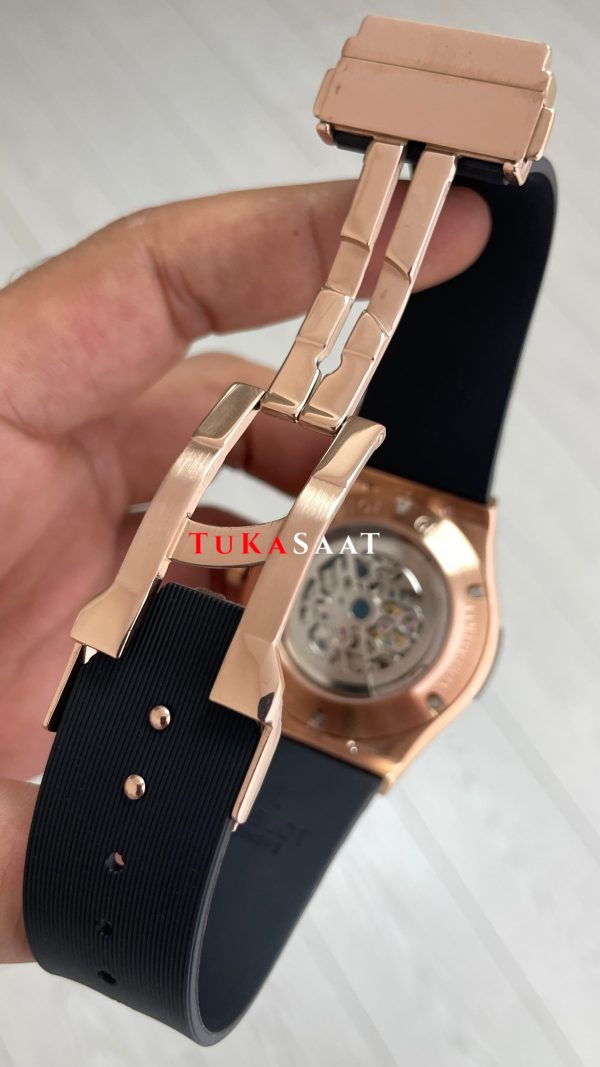 Hublot Classic Fusion Tourbillon Siyah Kadran 42mm Rose Replika Saat Hublot Classic Fusion Tourbillon Siyah Kadran 42mm Rose Replika Saat