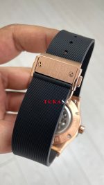 Hublot Classic Fusion Tourbillon Siyah Kadran 42mm Rose Replika Saat