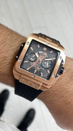 Hublot Square Bang Siyah Kadran 45mm Rose Replika Saat