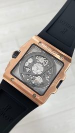 Hublot Square Bang Siyah Kadran 45mm Rose Replika Saat
