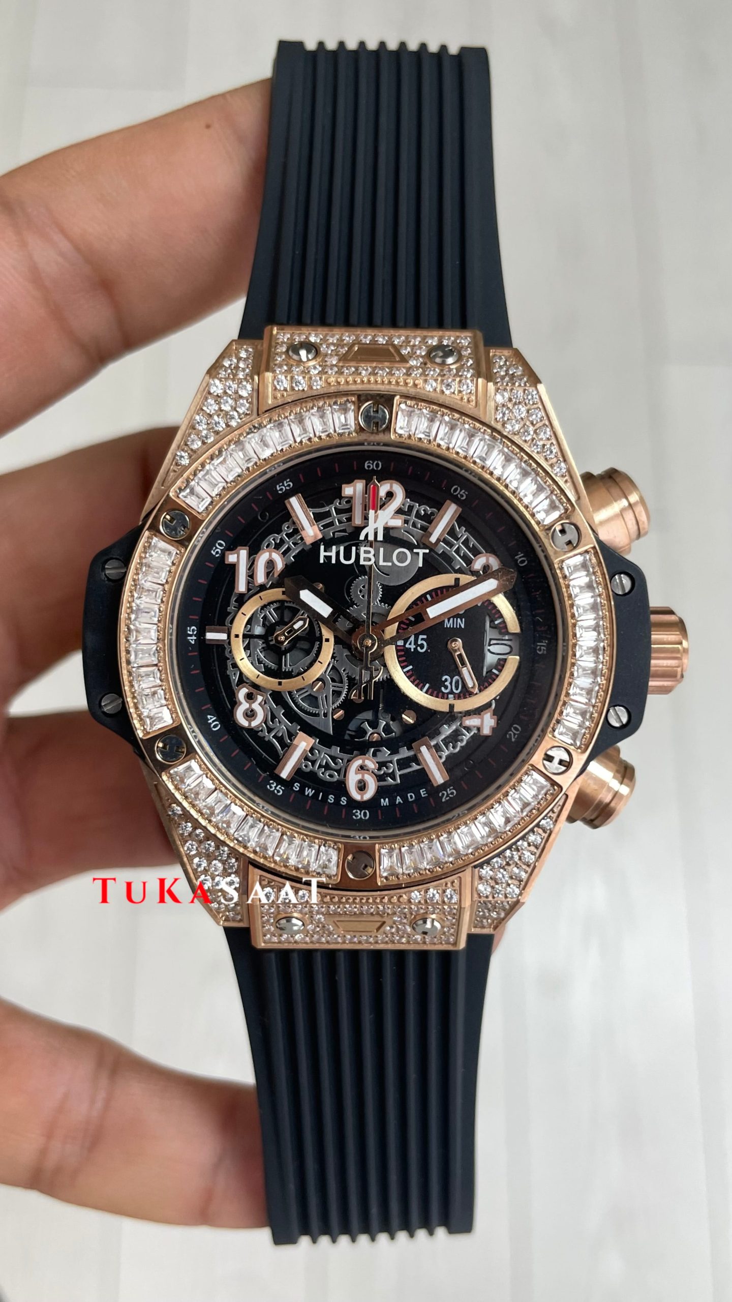 Hublot Unico Diamond Big Bang King 44mm Rose Replika Saat Hublot Unico Diamond Big Bang King 44mm Rose Replika Saat