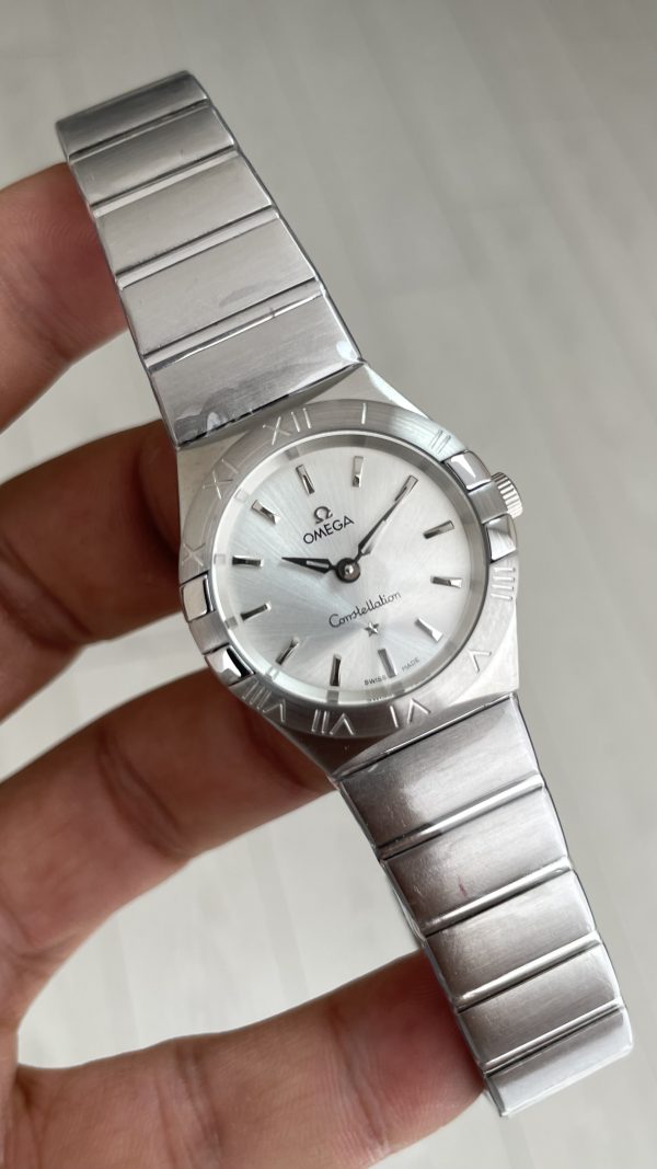 Omega Constellation Beyaz 28mm Kadın Saati Omega Constellation Beyaz 28mm Kadın Saati