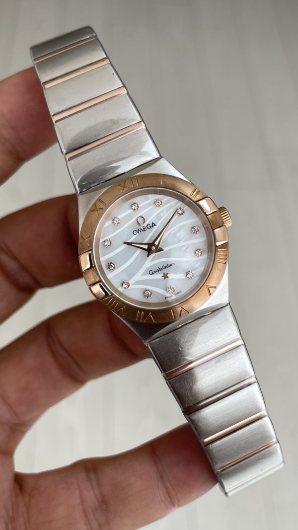 Omega Constellation Beyaz Taşlı Kadran 28mm Silver Rose Kadın Saati Omega Constellation Beyaz Taşlı Kadran 28mm Silver Rose Kadın Saati