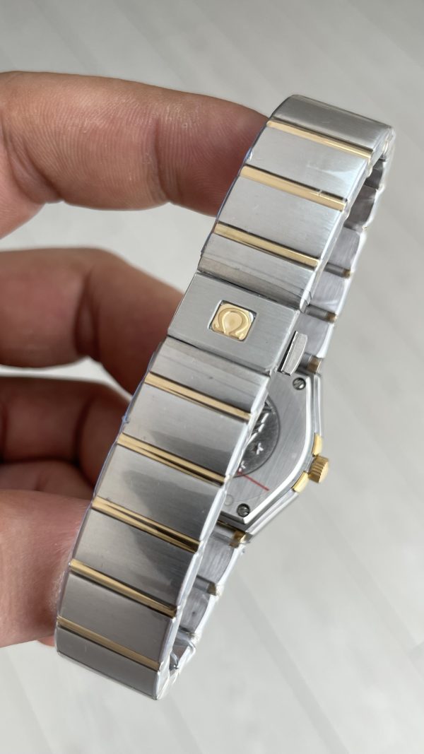 Omega Constellation Siyah Taşlı Kadran 28mm Silver Gold Kadın Saati Omega Constellation Siyah Taşlı Kadran 28mm Silver Gold Kadın Saati