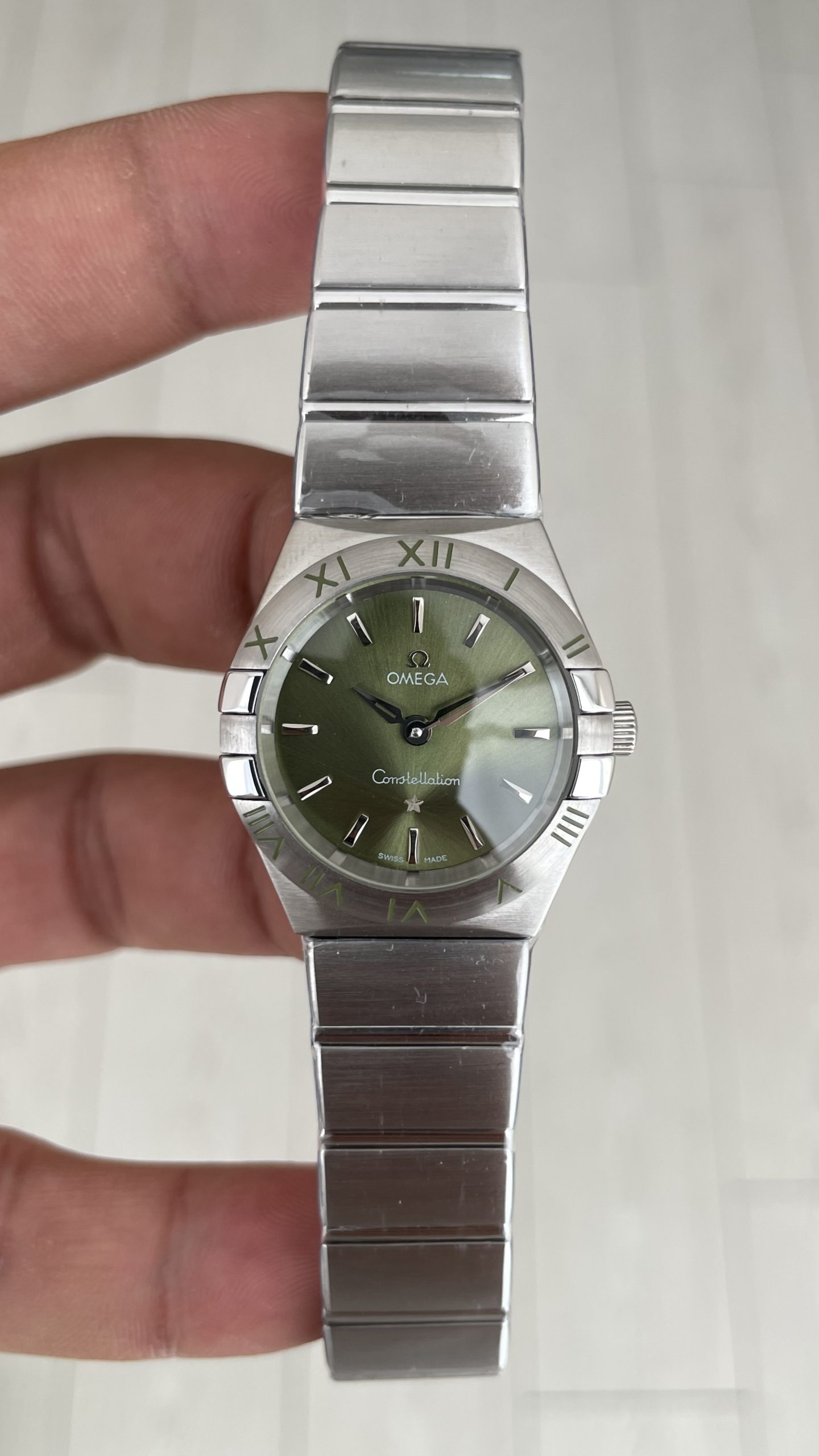 Omega Constellation Yeşil 28mm Kadın Saati Omega Constellation Yeşil 28mm Kadın Saati