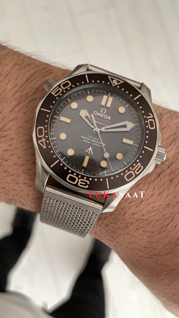 Omega Seamaster Diver 300M James Bond 007 No Time To Die Titanium 42mm Brown Dial Super Clone Swiss ETA Saat VS Factory