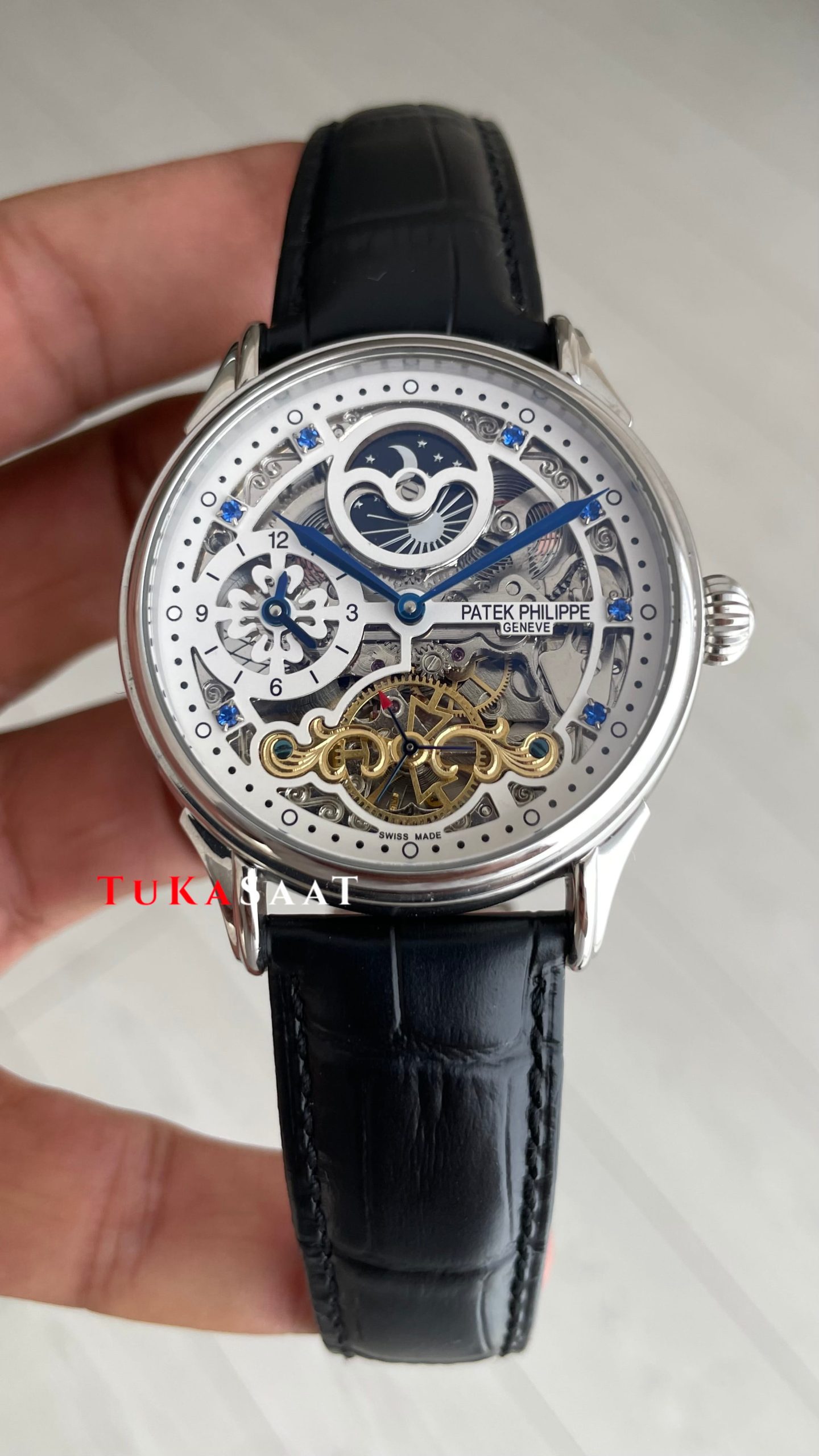 Patek Philippe Geneve Tourbillon Moonphase Skeleton Diamond Dial Beyaz Kadran 42 mm İskelet Taşlı Silver Replika Saat Patek Philippe Geneve Tourbillon Moonphase Skeleton Diamond Dial Beyaz Kadran 42 mm İskelet Taşlı Silver Replika Saat