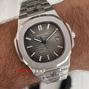 Patek Philippe Nautilus 40th Year Anniversary 5711 Gri Kadran 40 mm Silver Replika Saat