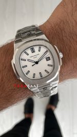 Patek Philippe Nautilus 5711 Beyaz Kadran 40mm Replika Saat
