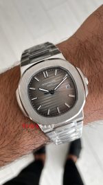 Patek Philippe Nautilus 5711 Gri Kadran 40 mm Replika Saat