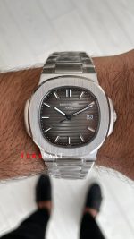Patek Philippe Nautilus 5711 Gri Kadran 40 mm Replika Saat
