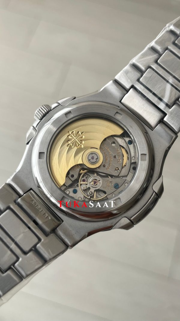 Patek Philippe Nautilus 5711 Gri Kadran 40 mm Replika Saat