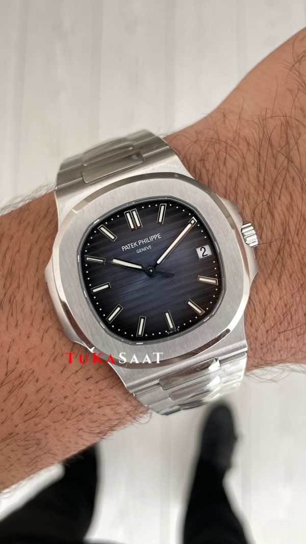 Patek Philippe Nautilus 5711 Mavi Kadran 40mm Super Clone Swiss ETA Saat PP Factory Patek Philippe Nautilus 5711 Mavi Kadran 40mm Super Clone Swiss ETA Saat PP Factory