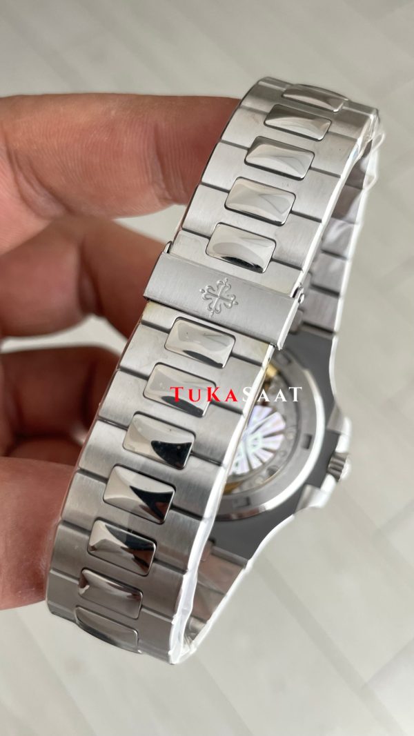 Patek Philippe Nautilus 5711 Mavi Kadran 40mm Super Clone Swiss ETA Saat PP Factory Patek Philippe Nautilus 5711 Mavi Kadran 40mm Super Clone Swiss ETA Saat PP Factory