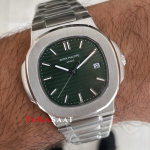 Patek Philippe Nautilus 5711 Yeşil Kadran 40mm Replika Saat