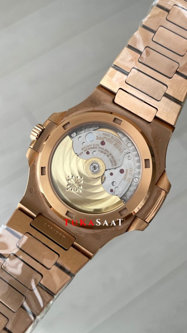 Patek Philippe Nautilus Chocolate 5711R Brown Dial 40 mm Rose Gold Super Clone Swiss ETA Saat PP Factory Patek Philippe Nautilus Chocolate 5711R Brown Dial 40 mm Rose Gold Super Clone Swiss ETA Saat PP Factory