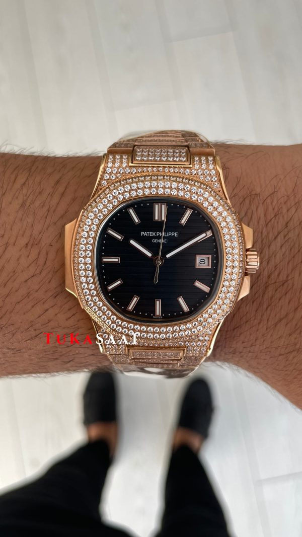 Patek Philippe Nautilus Diamond 5711 Siyah Kadran 40 mm 5711 Rose Replika Saat Patek Philippe Nautilus Diamond 5711 Siyah Kadran 40 mm 5711 Rose Replika Saat